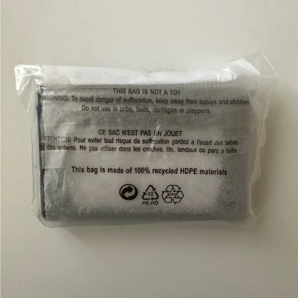 Victoria’s Secret Foldable Keychain Wallet - Picture 7 of 7